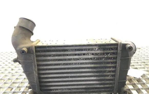 Alfa Romeo 147 Intercooler radiator 46744880