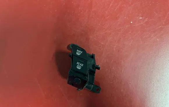 BMW X1 U11 Windscreen/window heater switch 5A500B1 61315A500B1