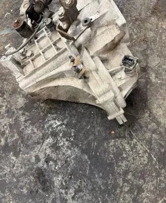 Hyundai i10 Manual 5 speed gearbox MA1671
