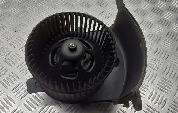 Renault Scenic II - Grand scenic II Front door blower motor F6666583