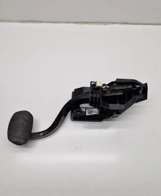 BMW X1 F48 F49 Brake pedal 6860675 35006856596 6856596