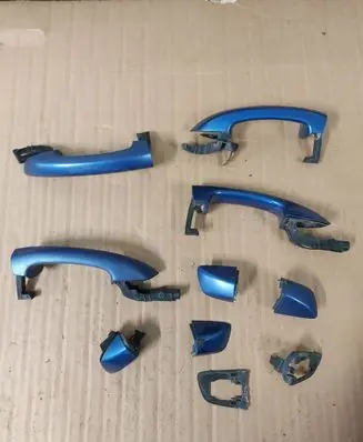 Volkswagen Golf VI Loading door exterior handle/bracket 1K8837205