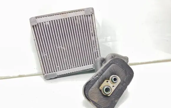 Ford Transit Courier Air conditioning (A/C) radiator (interior) 6652A2002 13F006