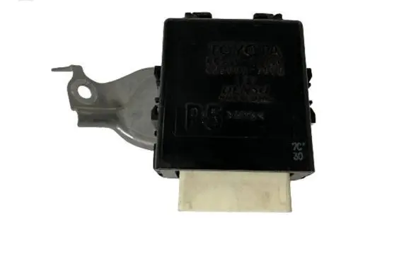 Toyota Prius (XW50) Window wiper relay 8594047060