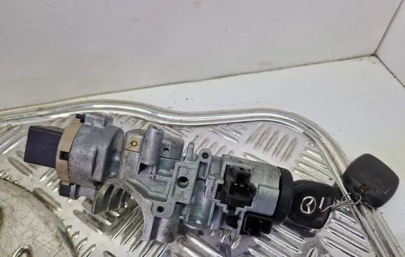 Mazda Premacy Ignition lock SL33