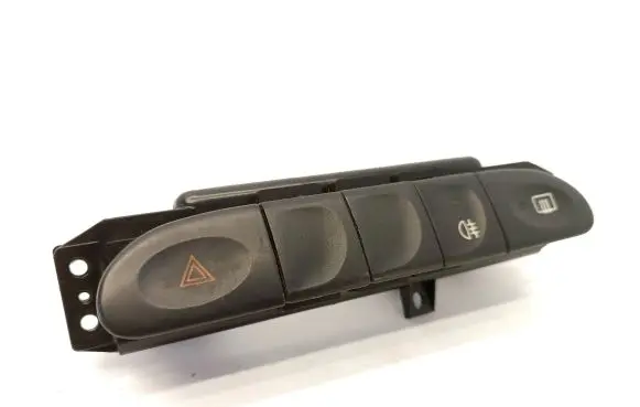 Hyundai Lantra II Windscreen/window heater switch 864W01430 864W01402