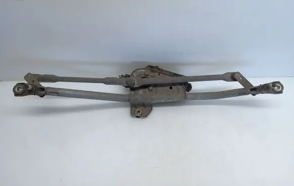 Audi A6 S6 C5 4B Front wiper linkage and motor 2309110906