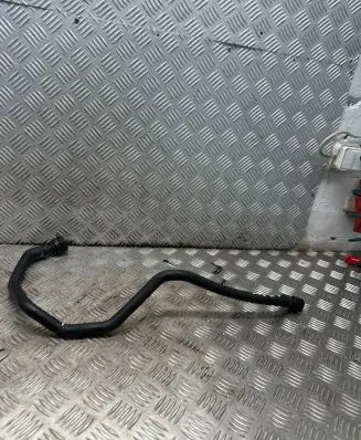 BMW 5 F10 F11 Engine coolant pipe/hose 8571803