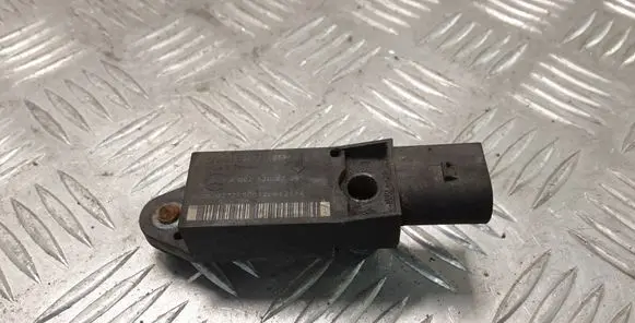 Mercedes-Benz E W211 Airbag deployment crash/impact sensor A0028202726