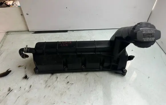 Mercedes-Benz A W168 Rocker cam cover A1660100230