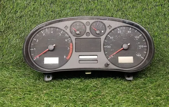 Seat Toledo II (1M) Speedometer (instrument cluster) 1M0920920A 88311292