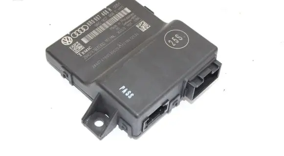 Audi A5 Sportback 8TA Gateway control module 8R0907468H