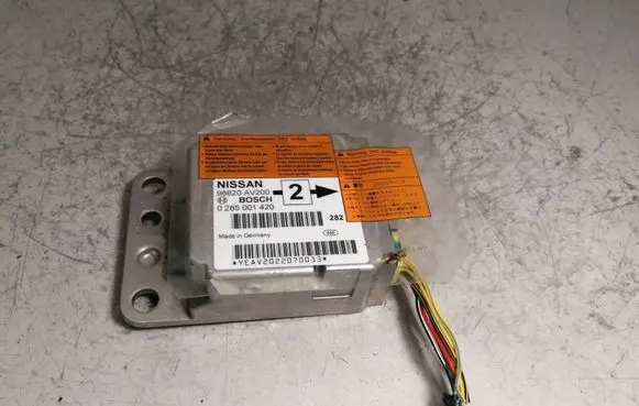 Nissan Primera Airbag control unit/module 98820AV200