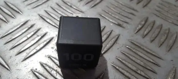 Volkswagen Golf IV Other relay 95vw10k705ca 7m0951253a