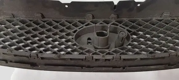 Ford Focus Front grill 4M518138B 4M518200C 4M518200D