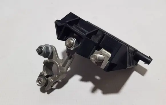 Mercedes-Benz C W205 Battery relay fuse 0009061505BFF A0009061505