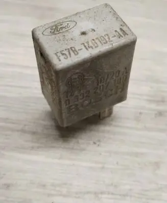 Volkswagen II LT Other relay 0332207109