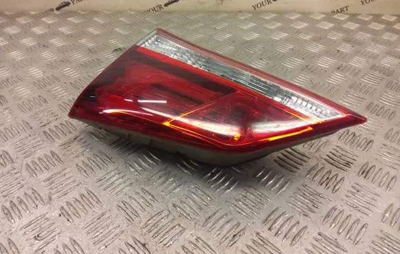 Hyundai i40 Rear/tail lights 92404-3Z600