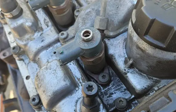 Volvo S60 Fuel injector 0445110078 8658352