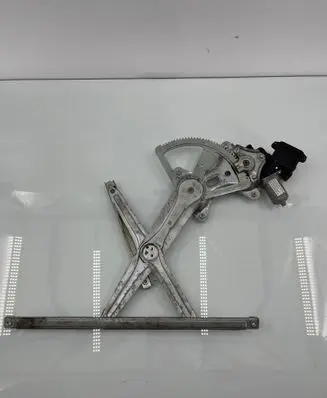 Toyota Corolla Verso AR10 Front door window regulator with motor 698200F010
