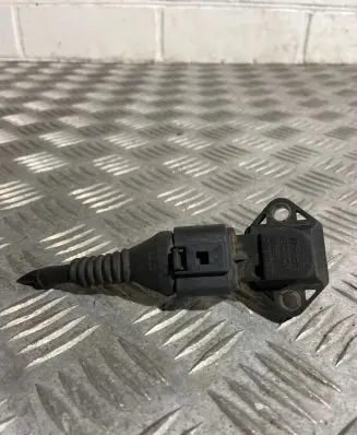 Volkswagen PASSAT B6 Air pressure sensor 038906051