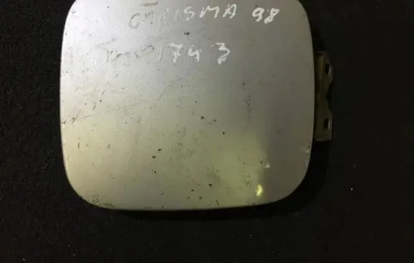 Mitsubishi Carisma Fuel tank cap