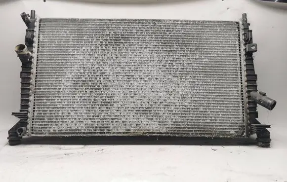Volvo V50 Coolant radiator 2DEC2007