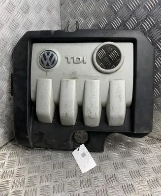 Volkswagen Golf V Engine cover (trim) 03G103925AN 03G103925AJ