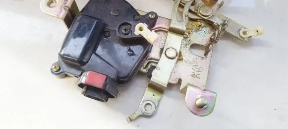 Hyundai Tucson JM Central locking motor 
