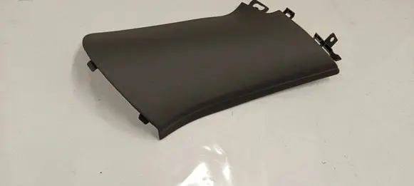 (D)pillar trim (top)