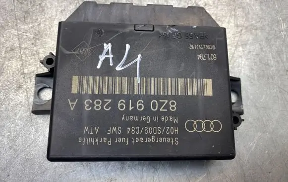 Audi A4 S4 B6 8E 8H Parking PDC control unit/module 8Z0919283A