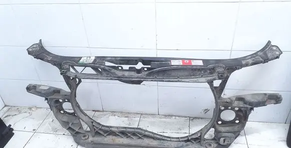 Audi A4 S4 B6 8E 8H Radiator support slam panel 8E0805594