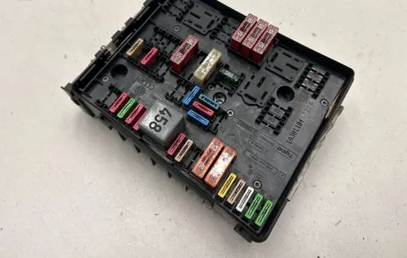 Seat Altea Fuse module 1K0937124K 014189861 302925