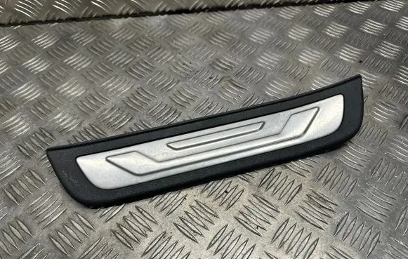 KIA Sorento Rear sill trim cover 858912P100