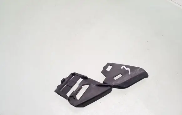 Volvo C30 Headlight/headlamp mounting bracket 30678262