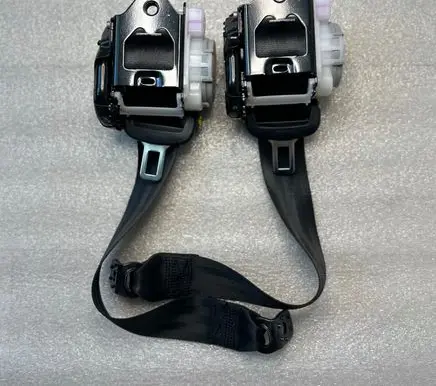 Porsche Macan (95B) Rear seatbelt 95B857805
