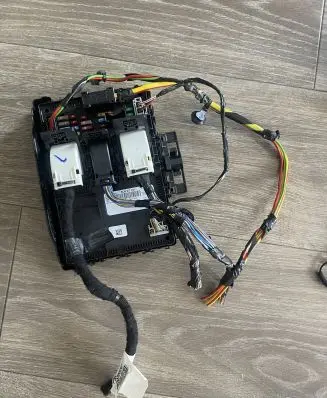 Ford Kuga III Fuse module LU5T15604BJGE