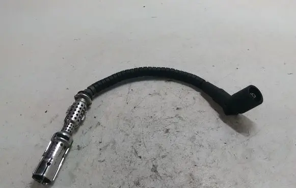 BMW 3 E36 Ignition plug leads 1709201 1247360