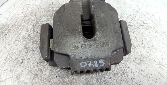 BMW 5 E60 E61 Front brake caliper 6024