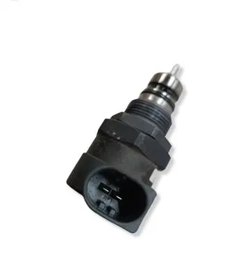 BMW X3 E83 Fuel pressure regulator 