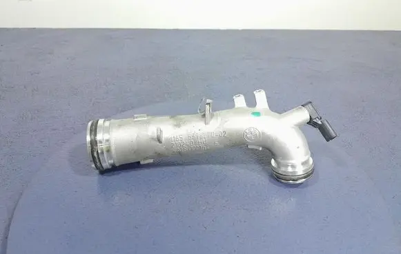 BMW X5 E53 Air intake hose/pipe 8596270