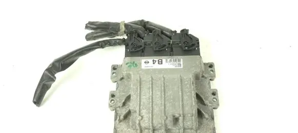 Nissan Qashqai Engine control unit/module ECU 237104ED0C S180206103A