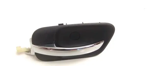 Chrysler 300 - 300C Rear door interior handle 1070391 M8243