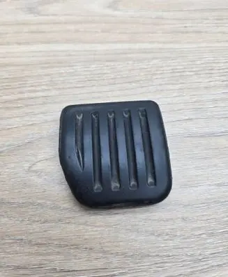 Volvo V70 Clutch pedal 7G9N7A624AA