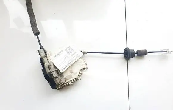 Porsche Panamera (970) Rear door lock 8K0839015C