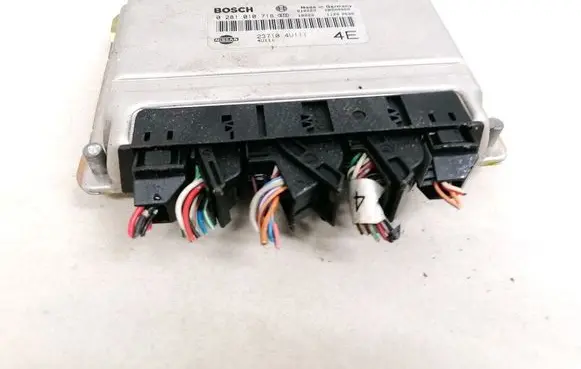 Nissan Almera Tino Engine control unit/module 0281010718 237104U111