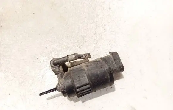 Renault Megane I Windscreen/windshield washer pump 7700821782