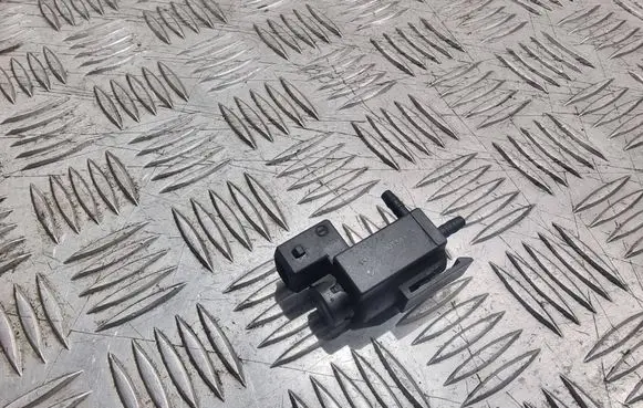 BMW 3 E46 Turbo solenoid valve 72234100