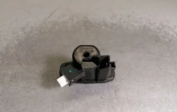 Mercedes-Benz S W221 Tailgate exterior lock A2217500161 2217500161
