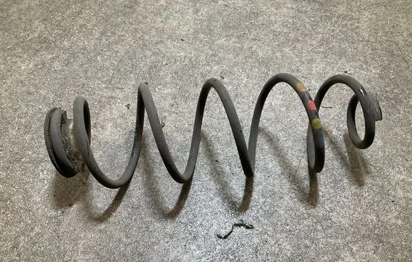 Opel Grandland X Rear coil spring